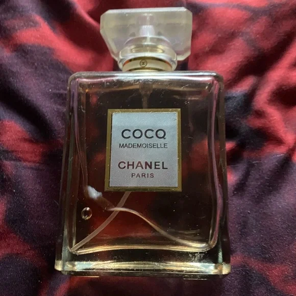 CHANEL Coco Mademoiselle Fragrance in Clear Glass - Picture 2 of 3
